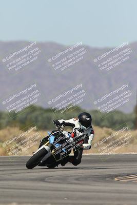 media/Oct-13-2025-Moto Forza (Mon) [[a66d839500]]/4-C Group/Session 3 (Turn 16)/